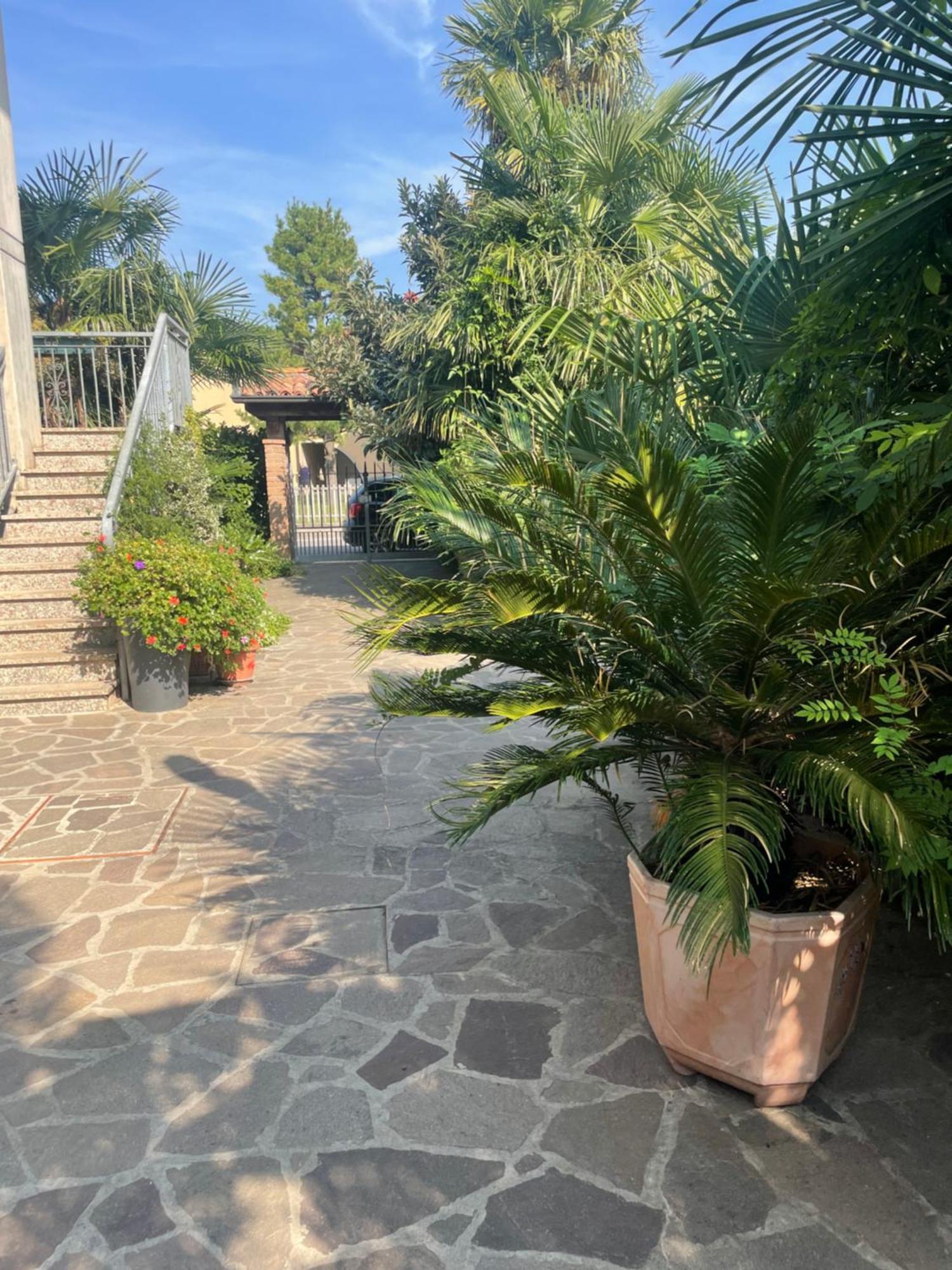 Il Giardino Di Emilia - Intero Appartamento In Villa Con Giardino Privato E Piscina Estiva Pontirolo Nuovo Esterno foto